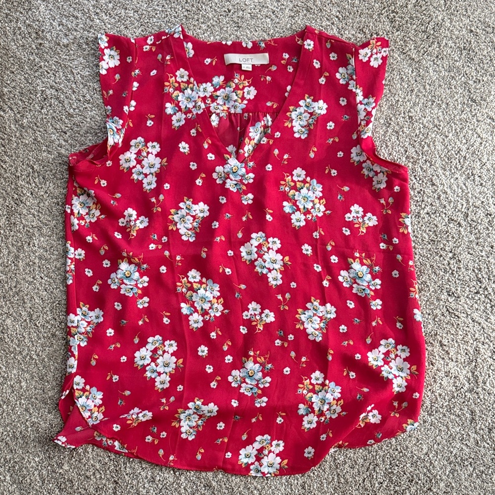 LOFT Red Floral V-Neck Sleeveless Blouse